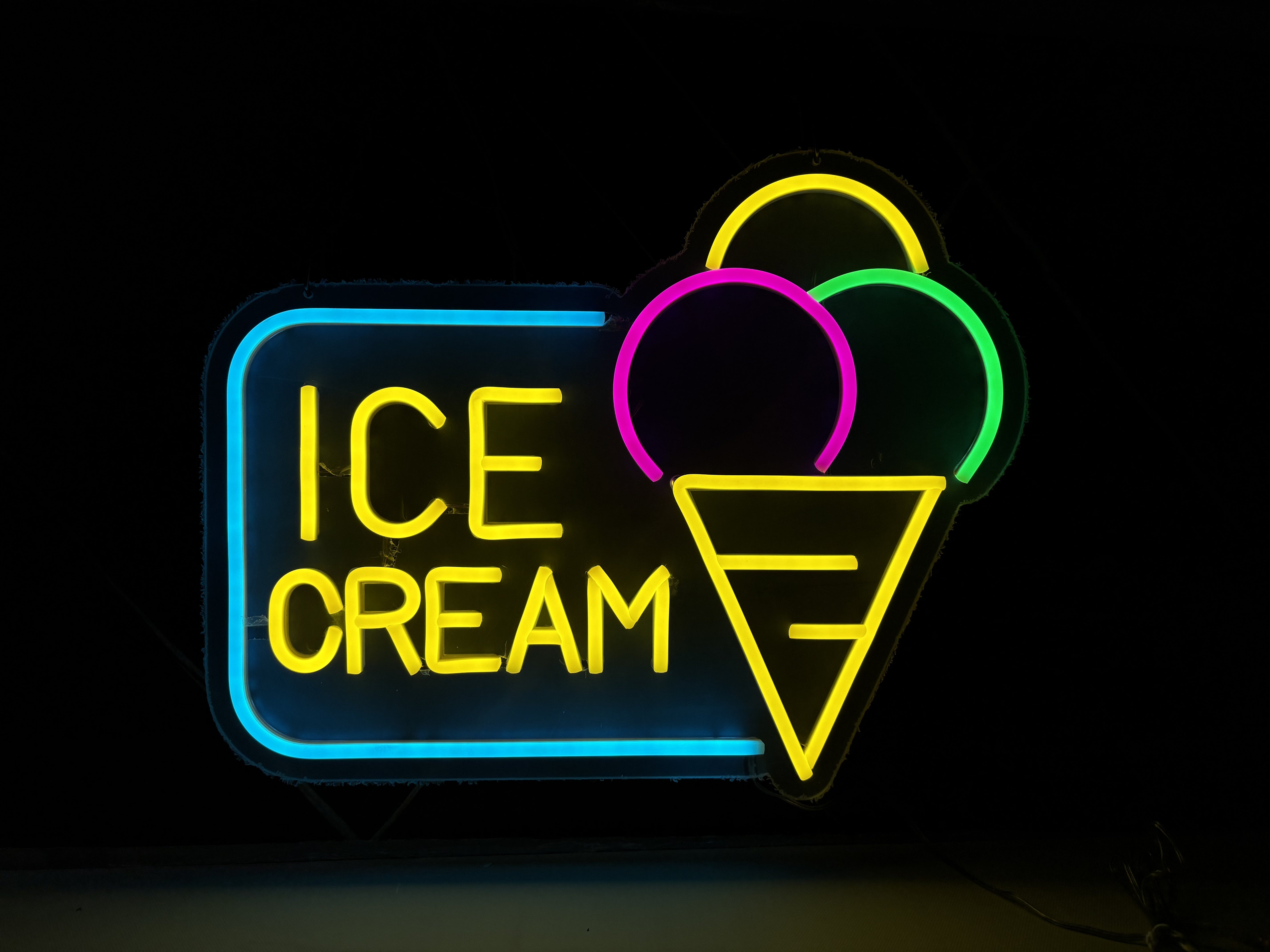 "Ice Cream" LED Sign 19"x16"